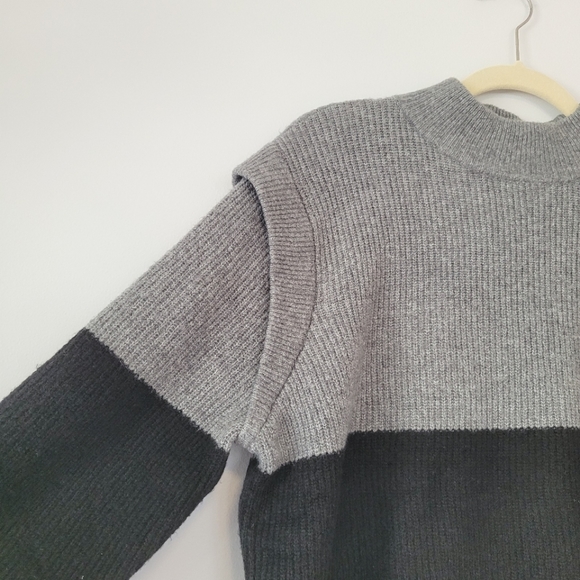 HALOGEN Black & Grey Color Block High Neck Unique Shoulder Long Sleeve Sweater - Picture 5 of 9